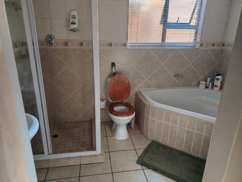 3 Bedroom Property for Sale in Vaalpark Free State